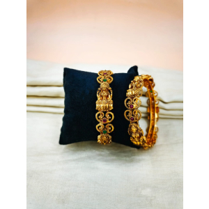 Antic Finishing Bangles Set  26